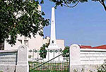 Kherson Photo Gallery. Monument to John Howard